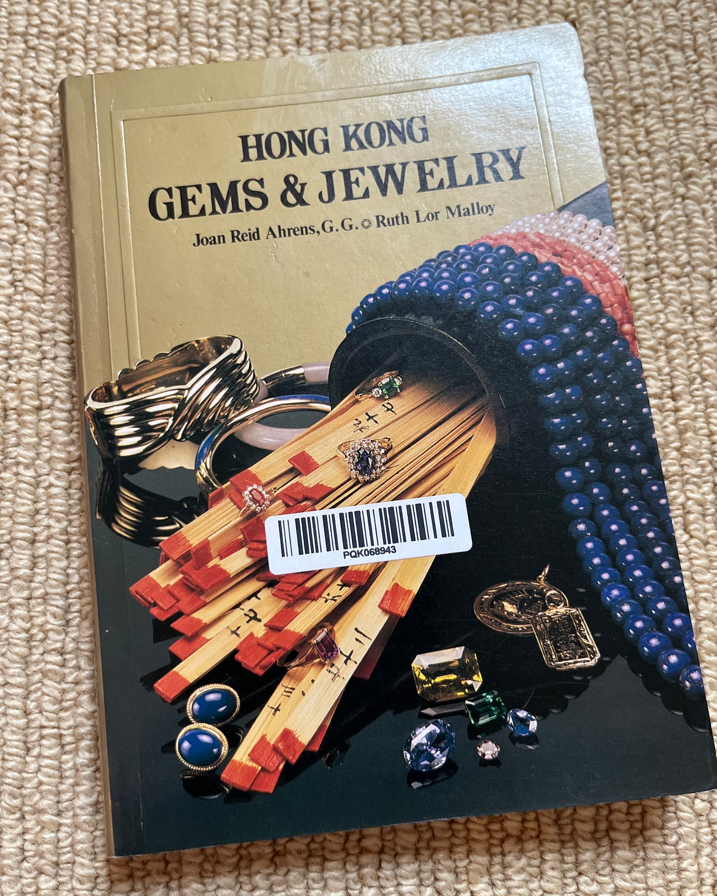 Hong Kong Gems + Jewelry Book