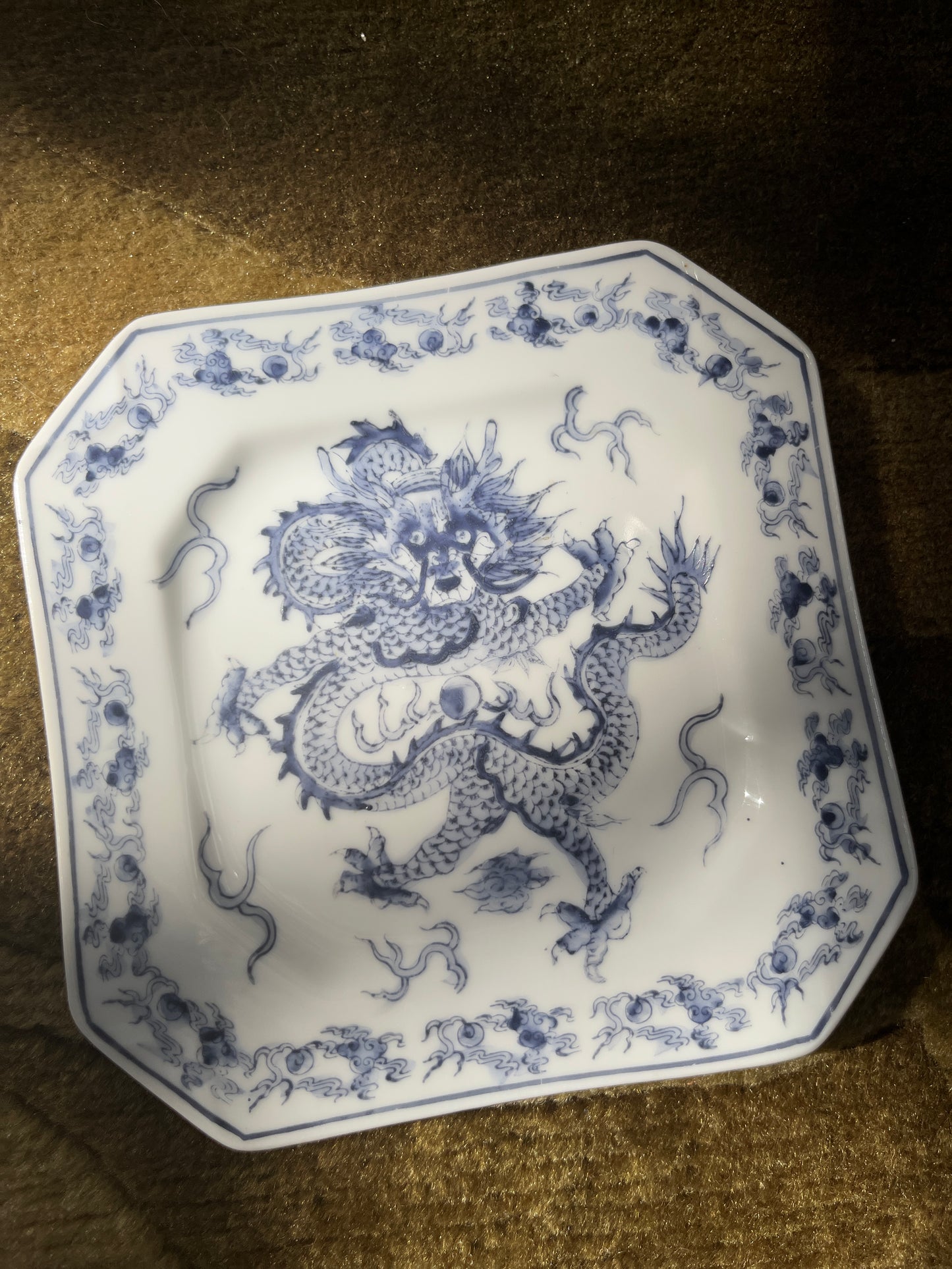 Dragon Plate
