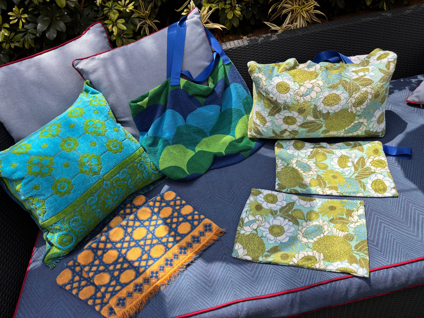Botanical Bliss Vintage Towel Travel Set