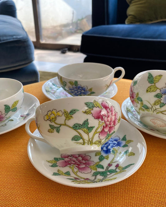 Teacup sets