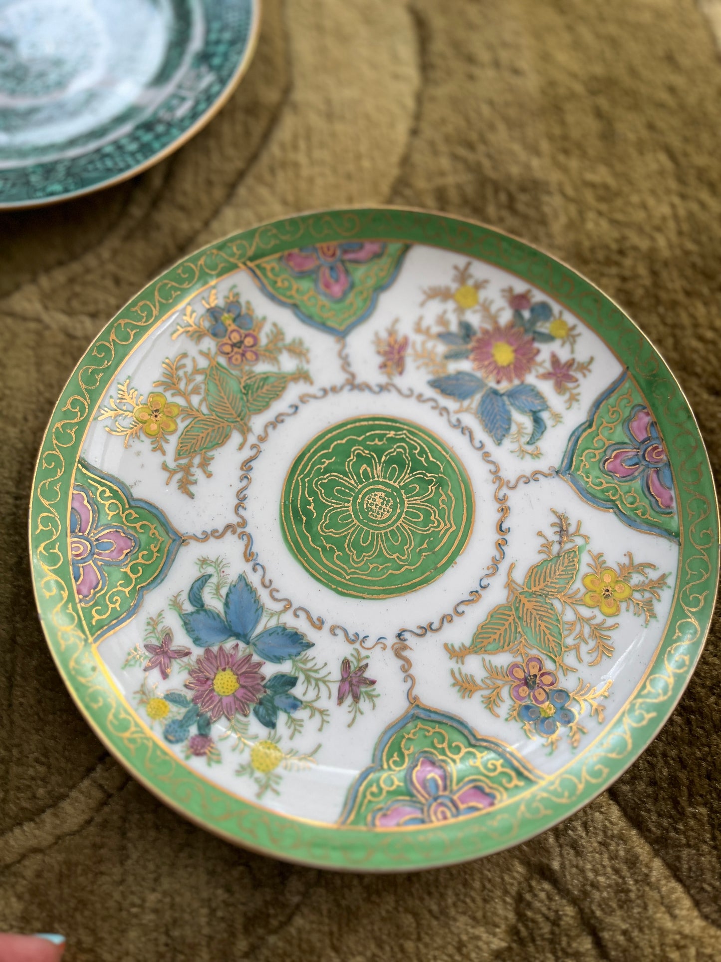 Green Serving Plates