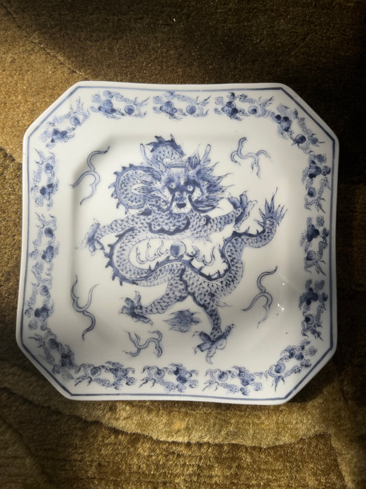 Dragon Plate